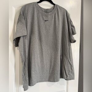 Nike Women's Gray Tee